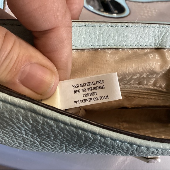 Kate Spade mint green quilted crossbody bag with silver chains and turn lock - Picture 9 of 14